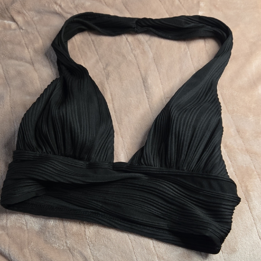 SHEIN Black Textured Halter Top